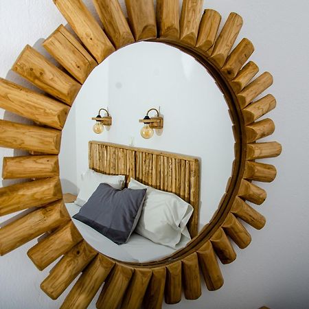 Hotel Livadia Парос Екстериор снимка