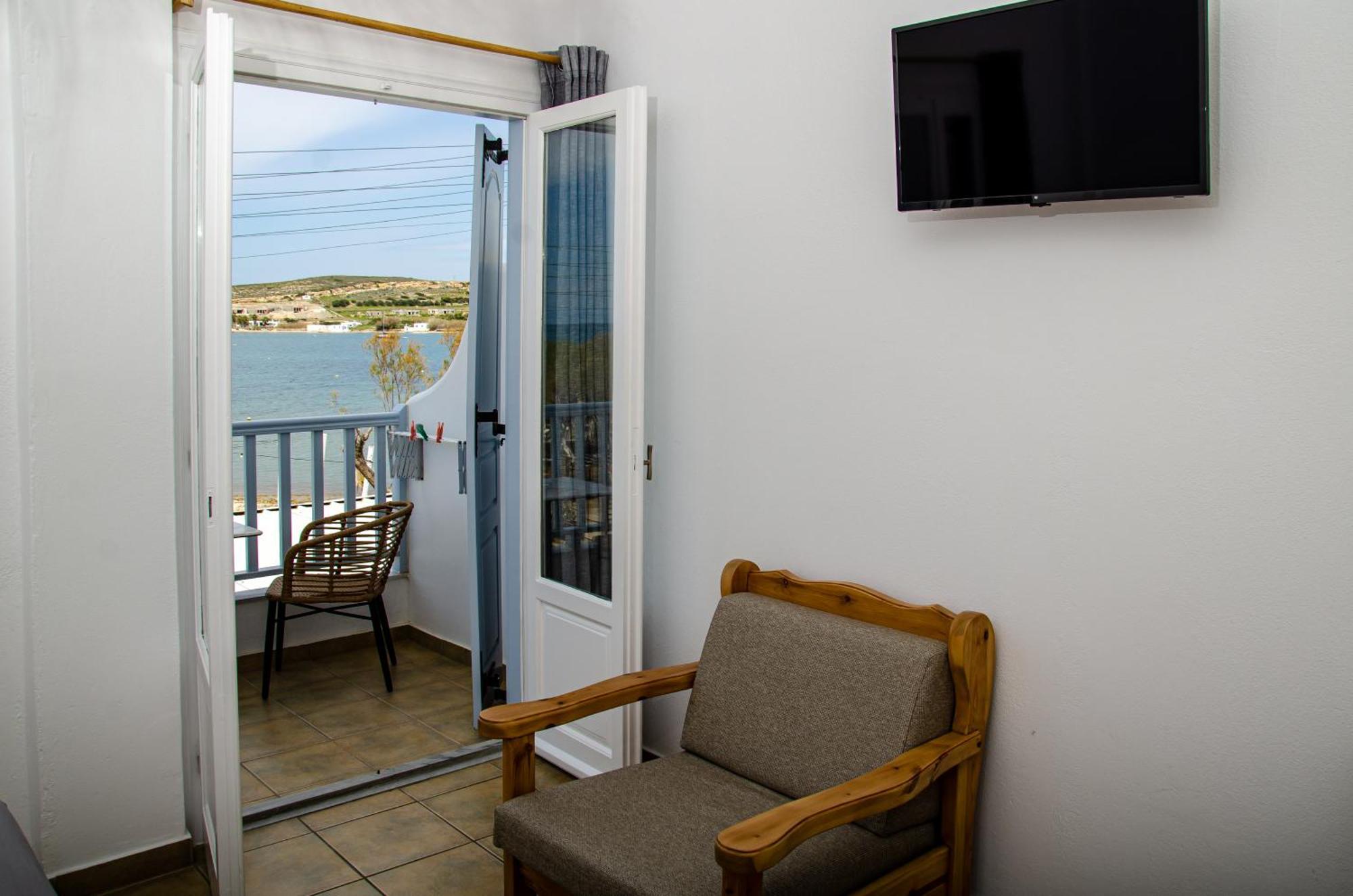 Hotel Livadia Парос Екстериор снимка
