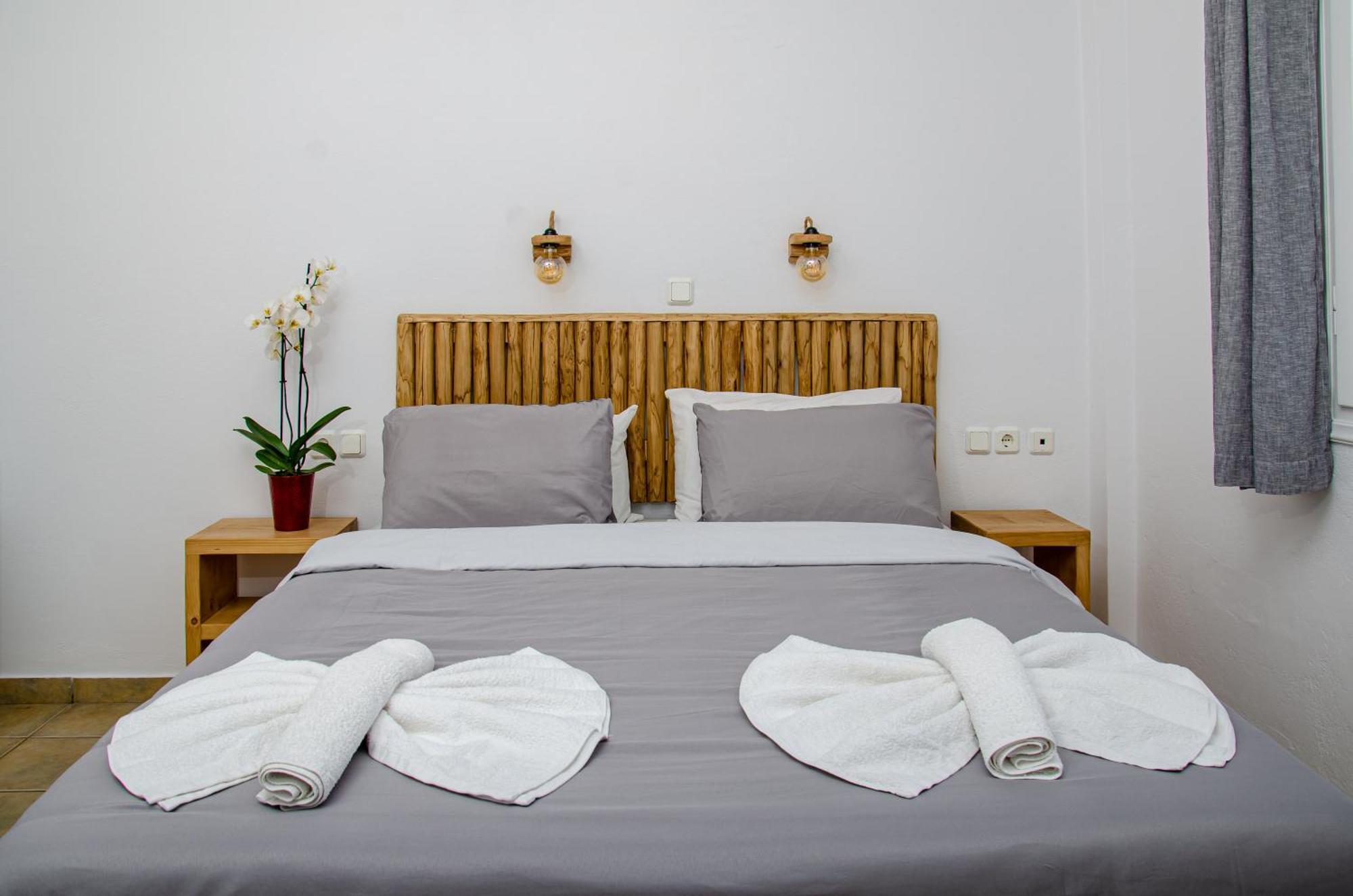 Hotel Livadia Парос Екстериор снимка