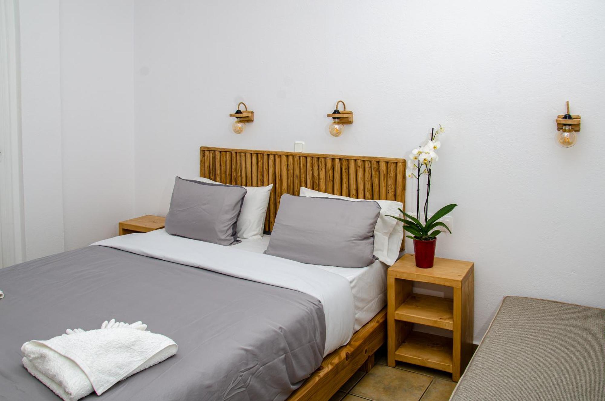 Hotel Livadia Парос Екстериор снимка