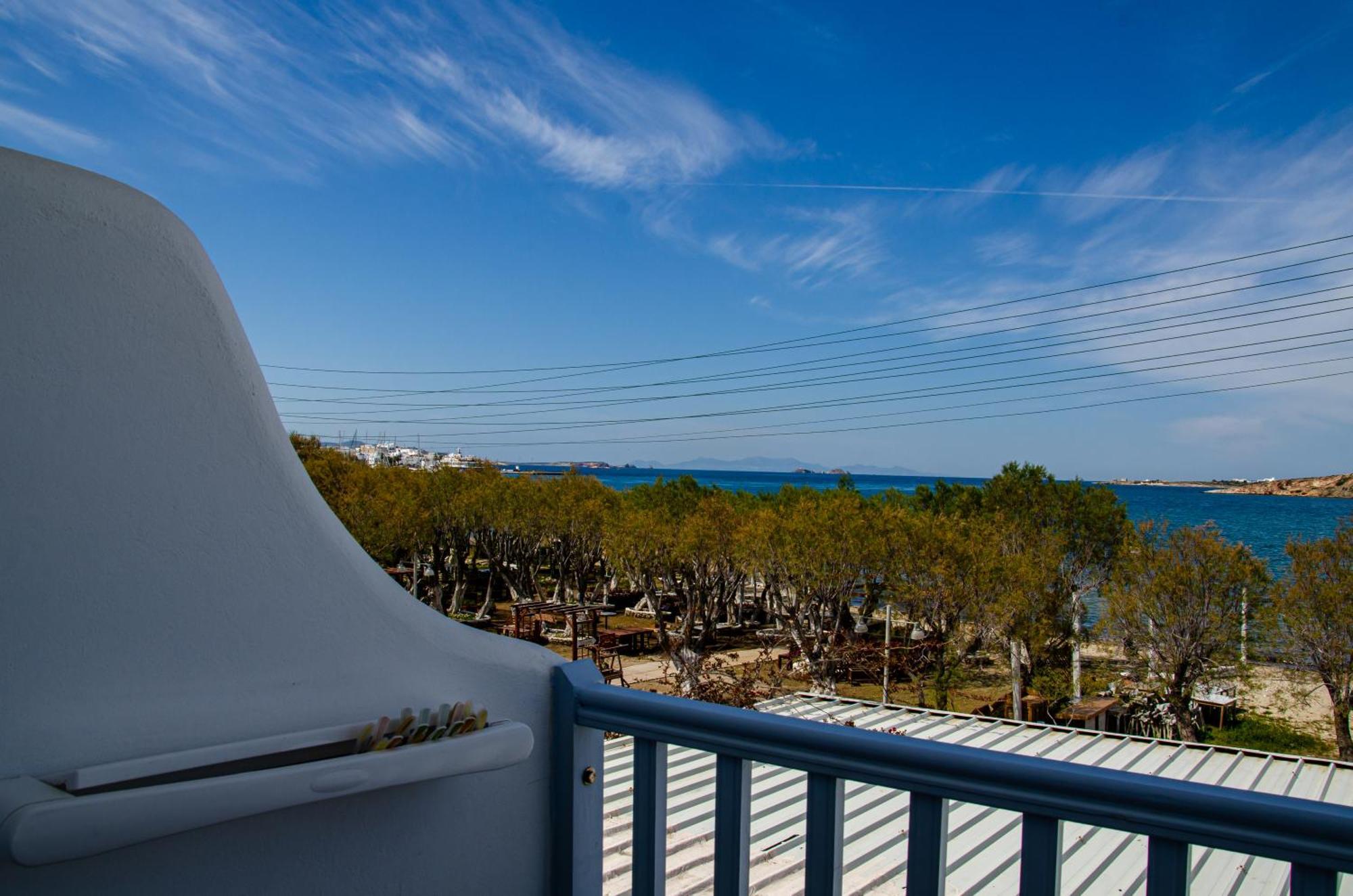 Hotel Livadia Парос Екстериор снимка