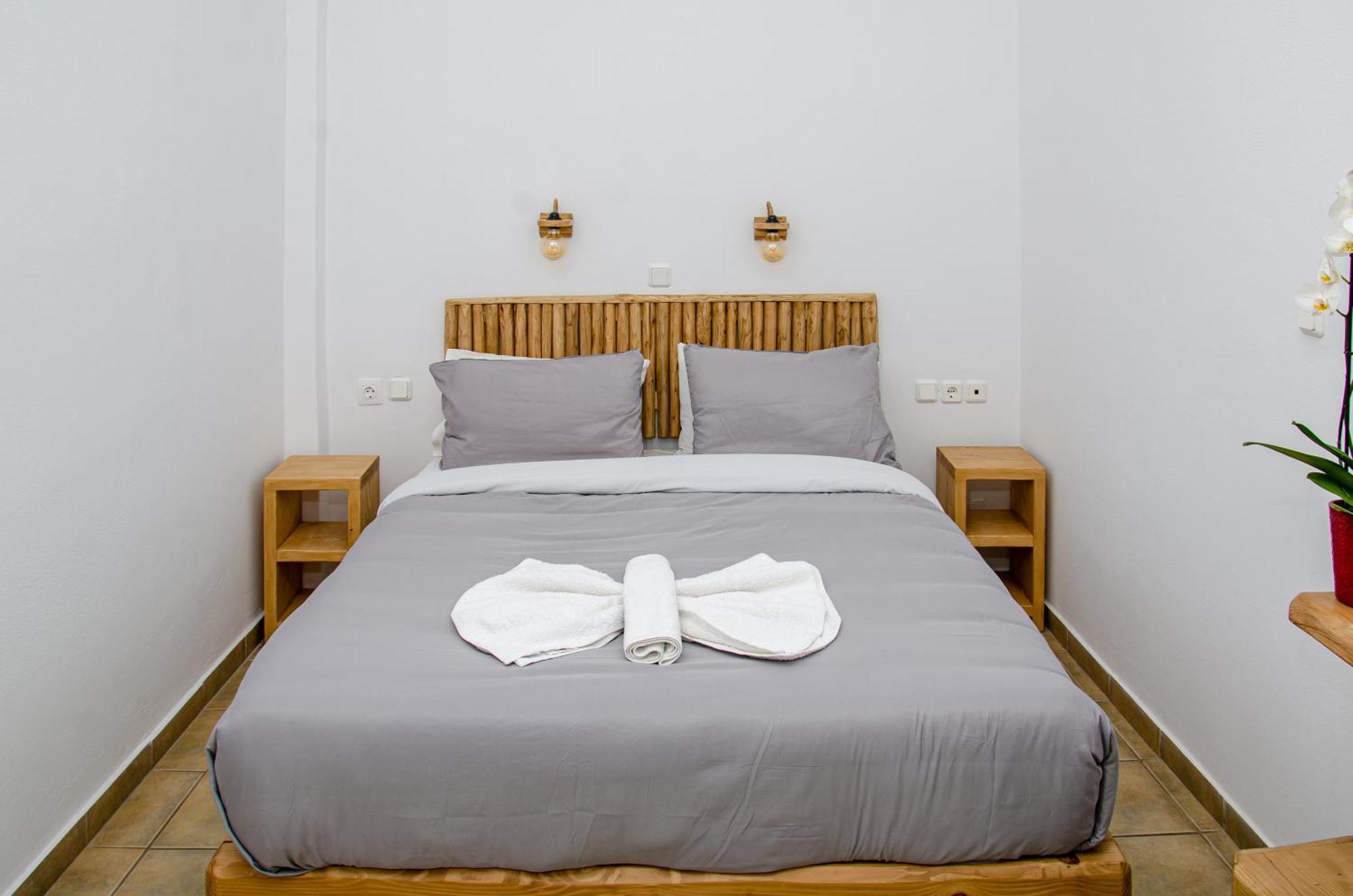 Hotel Livadia Парос Екстериор снимка