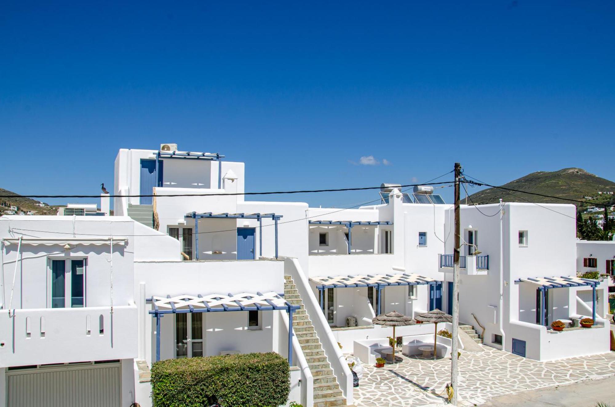 Hotel Livadia Парос Екстериор снимка